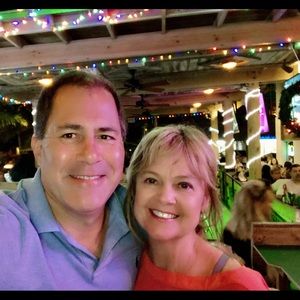 Meet your Posher, Debbie